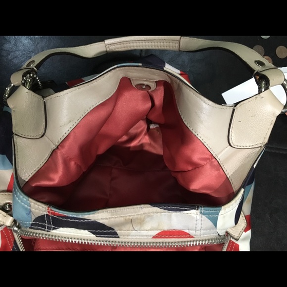 Purse - Picture 4 of 4